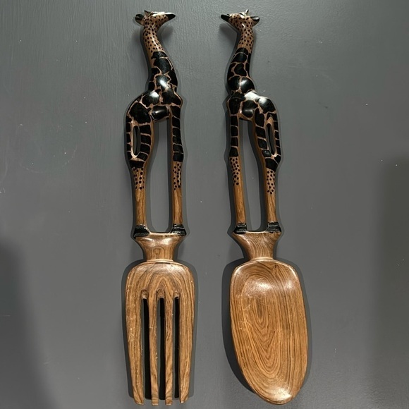Wooden African Giraffe Handmade Salad Serving Utensils - Picture 1 of 6